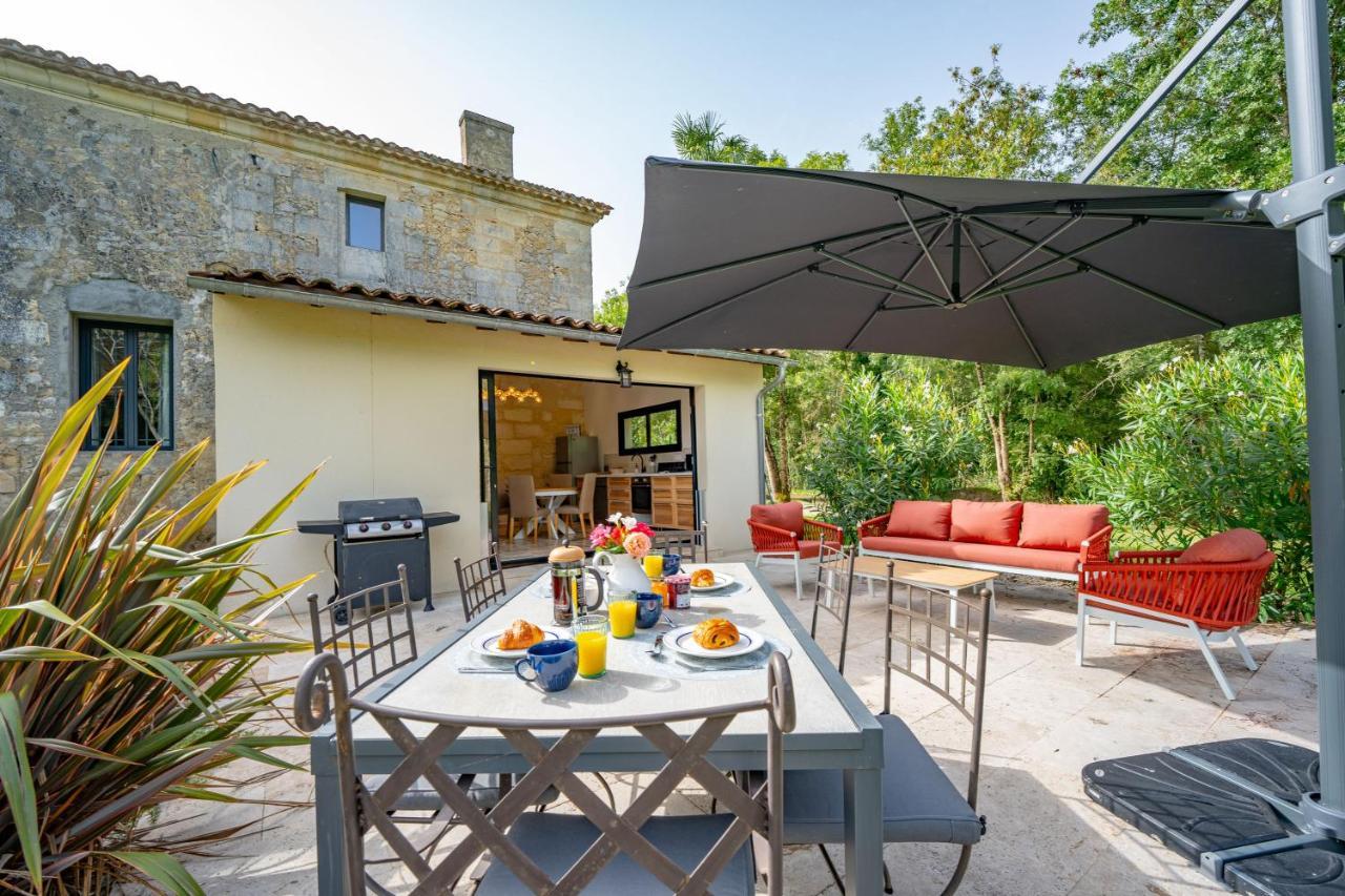 Le Bon Ami Villa Fronsac  Luaran gambar
